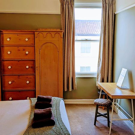Fifth Quarter Apartment With Free Parking ヨーク エクステリア 写真